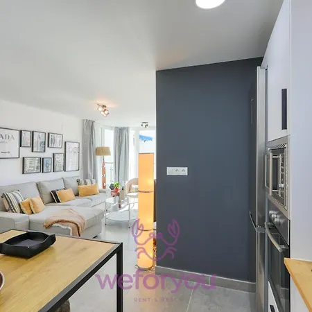 Апартаменты Weforyou Center Sunny &